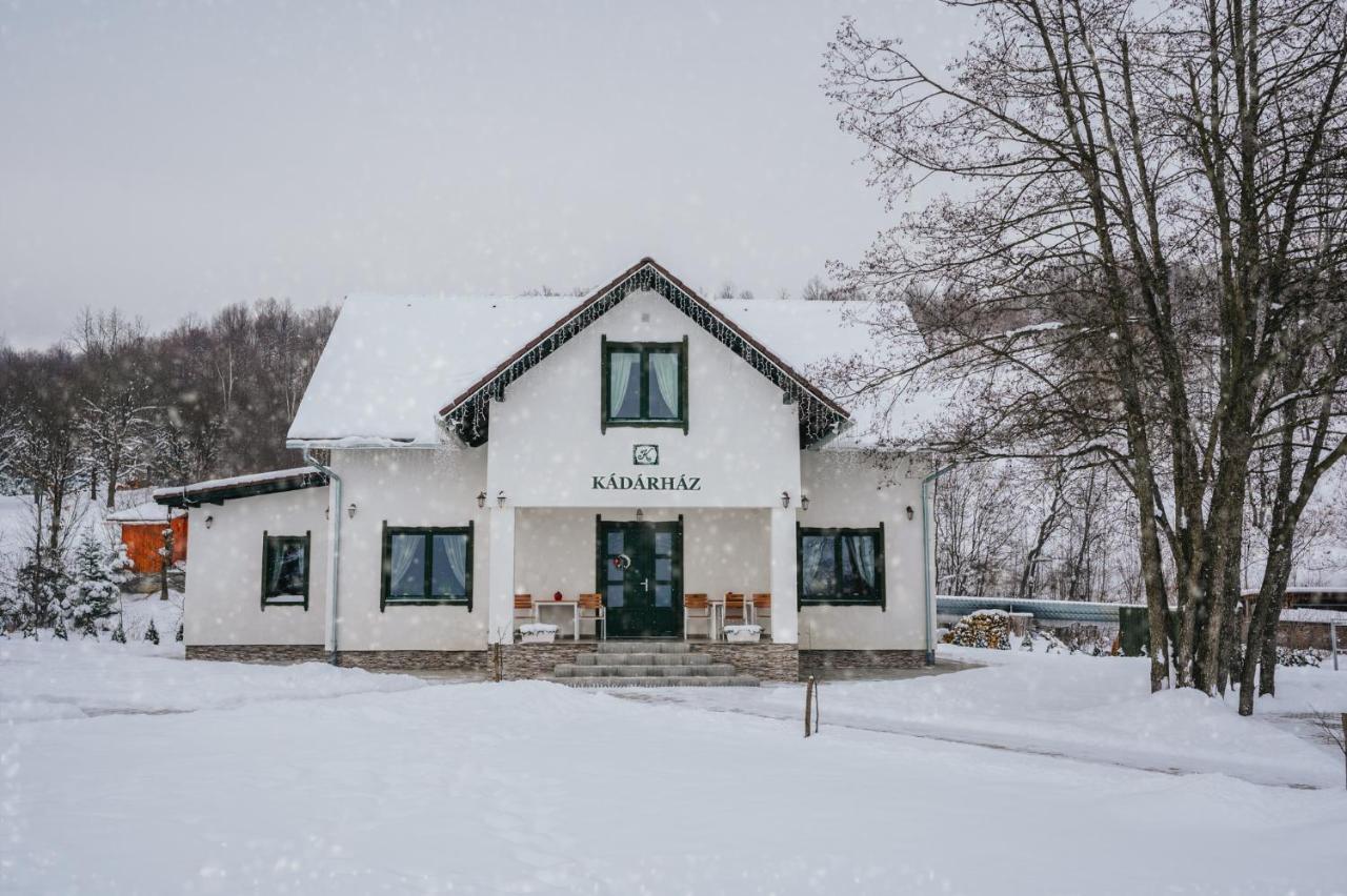 Kádárház Vlahita Exterior foto